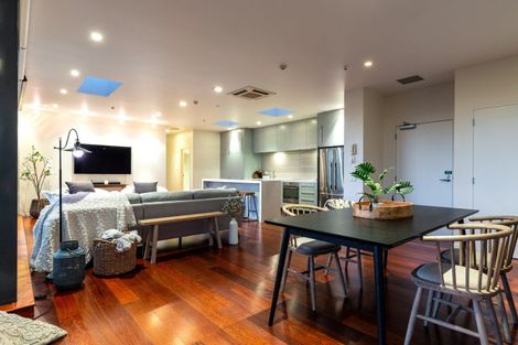 Photo of property in Youell House, 1/1 Hutcheson Street, Mayfield, Blenheim, 7201