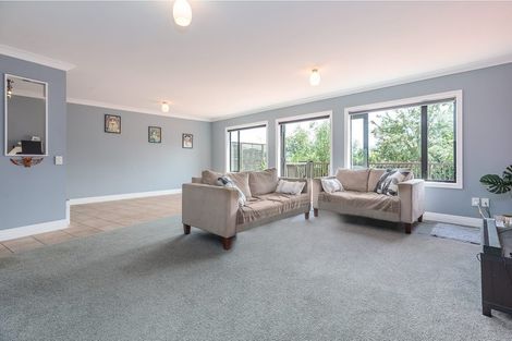 Photo of property in 54 Earnslaw Crescent, Clover Park, Auckland, 2019