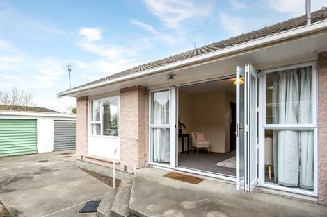 Photo of property in 2/470 Greers Road, Bishopdale, Christchurch, 8053