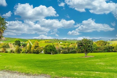 Photo of property in 40 Borrows Road, Wellsford, 0974