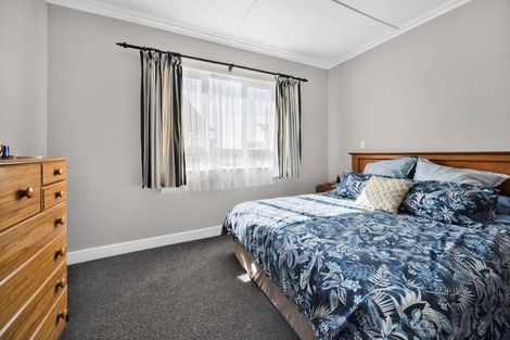 Photo of property in 15 High Street, Eltham, 4322