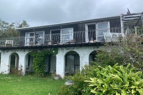 Photo of property in 12 Cliff Road, Torbay, Auckland, 0630