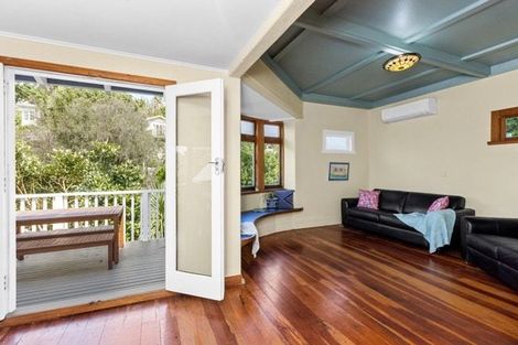 Photo of property in 26 Coote Road, Bluff Hill, Napier, 4110