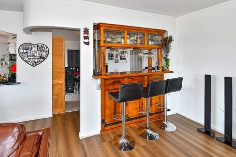 Photo of property in 14 Lowburn Place, Clover Park, Auckland, 2019