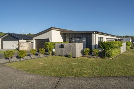 Photo of property in 2 Kamokore Glade, Pyes Pa, Tauranga, 3112