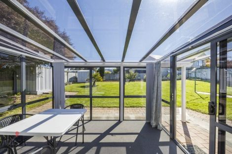 Photo of property in 10 Logan Grove, Feilding, 4702