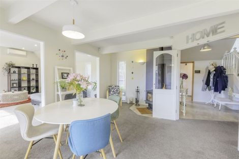 Photo of property in 105 Gardiners Road, Harewood, Christchurch, 8051