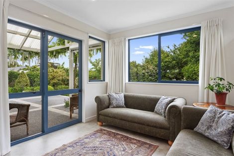 Photo of property in 37 Stanbury Avenue, Somerfield, Christchurch, 8024