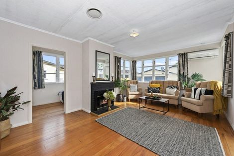 Photo of property in 12 Anzac Avenue, Morrinsville, 3300