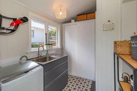 Photo of property in 9 Manchester Street, Levin, 5510