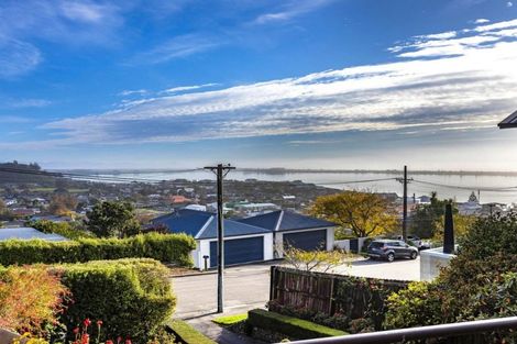 Photo of property in 1/17 Moncks Spur Road, Redcliffs, Christchurch, 8081