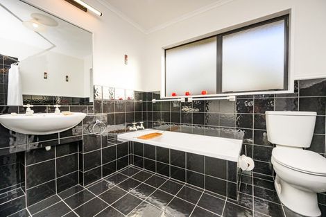 Photo of property in 134 Kelvin Grove Road, Kelvin Grove, Palmerston North, 4414