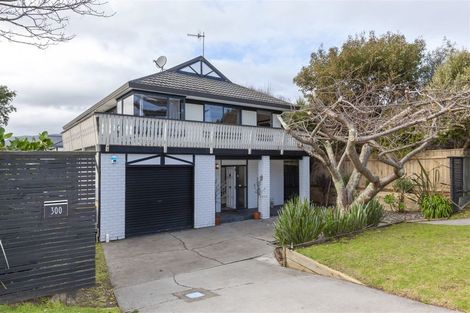Photo of property in 300 Rosetta Road, Raumati Beach, Paraparaumu, 5032