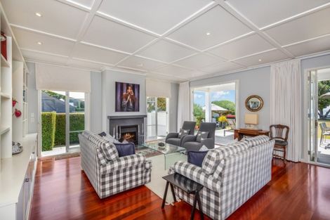Photo of property in 117 Ladies Mile, Manly, Whangaparaoa, 0930