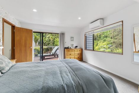 Photo of property in 14 Ngaio Road, Titirangi, Auckland, 0604