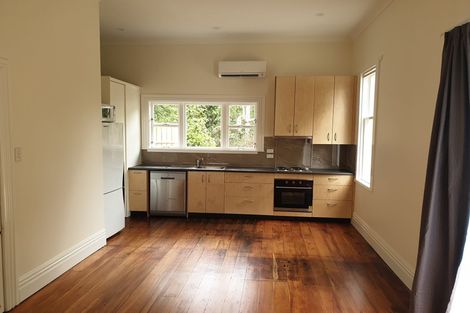 Photo of property in 78 Raroa Road, Kelburn, Wellington, 6012