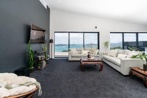 Photo of property in 79 Spenmoor Street, Newlands, Wellington, 6037