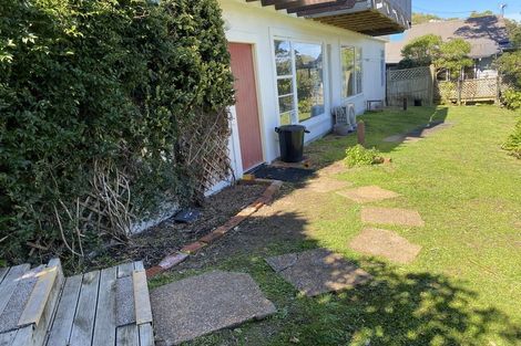 Photo of property in 12a Harland Street, Brooklyn, Wellington, 6021