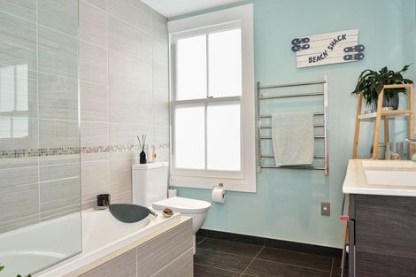 Photo of property in 124 Ballance Street, Whataupoko, Gisborne, 4010