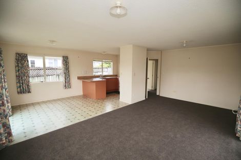 Photo of property in 8a Le Quesne Place, Fairfield, Hamilton, 3214