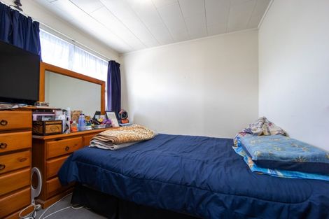 Photo of property in 6 Burbank Avenue, Manurewa, Auckland, 2102