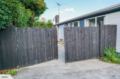 Photo of property in 21 Mcquarrie Avenue, Wattle Downs, Auckland, 2103