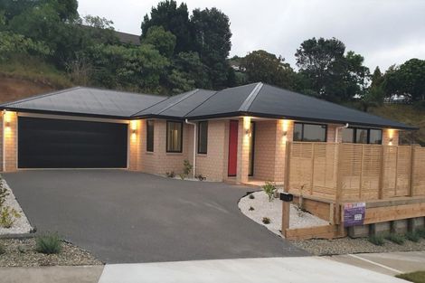 Photo of property in 3 Frederick Place, Whalers Gate, New Plymouth, 4310