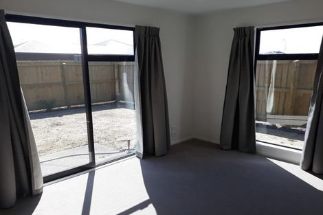 Photo of property in 10 Perendale Street, Belfast, Christchurch, 8051