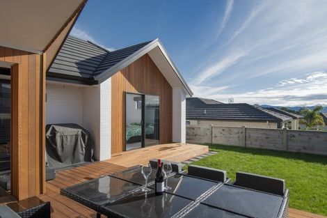 Photo of property in 18 Augusta Rise, Omokoroa, 3114