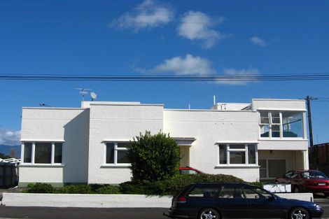 Photo of property in 6 Maratahu Street, Westown, New Plymouth, 4310