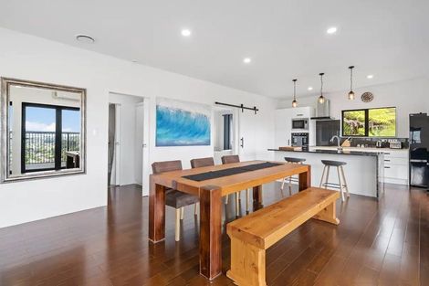 Photo of property in 32a Woodvale Grove, Fairfield, Lower Hutt, 5011