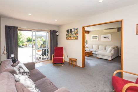 Photo of property in 16 Orlando Crescent, Waimairi Beach, Christchurch, 8083