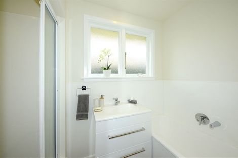 Photo of property in 11 Roydvale Avenue, Burnside, Christchurch, 8042