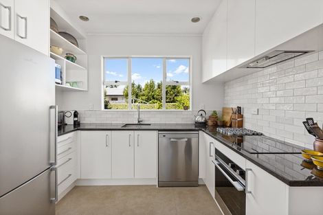 Photo of property in 16 Higgins Street, Marewa, Napier, 4110