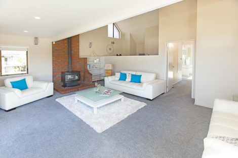 Photo of property in 33 Arkles Strand, Arkles Bay, Whangaparaoa, 0932