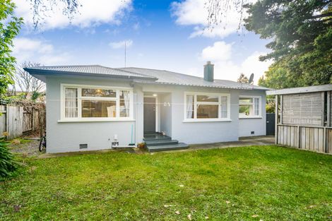 Photo of property in 5 Pahiatua Street, Hokowhitu, Palmerston North, 4410