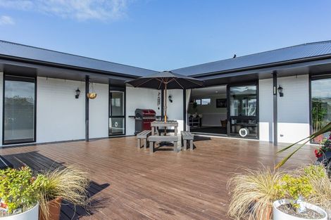 Photo of property in 18 Claremont Crescent, Amberley, 7410