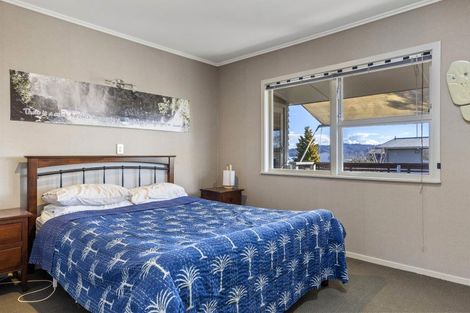 Photo of property in 15 Charles Crescent, Rainbow Point, Taupo, 3330