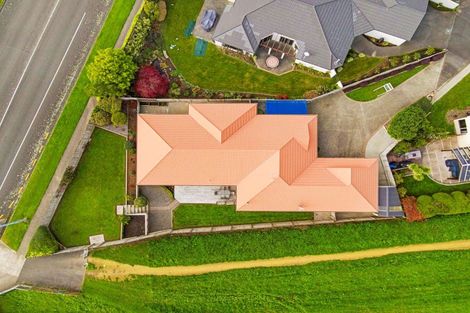 Photo of property in 21 Rothesay Place, Highbury, Palmerston North, 4412