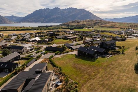 Photo of property in 5 Branigan Court, Jacks Point, Queenstown, 9371