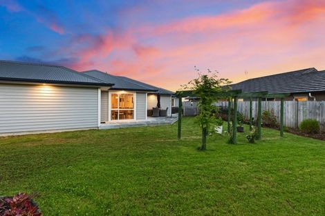 Photo of property in 1 Benmore Crescent, Pyes Pa, Tauranga, 3112