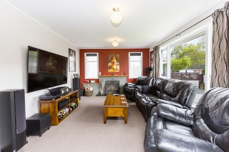 Photo of property in 61 Hikurangi Street, Trentham, Upper Hutt, 5018