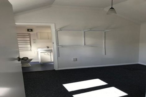 Photo of property in 16 Normanby Street, Newtown, Wellington, 6021