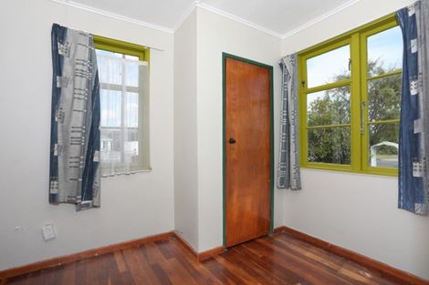 Photo of property in 15/17 Lyon Street, Marton, 4710