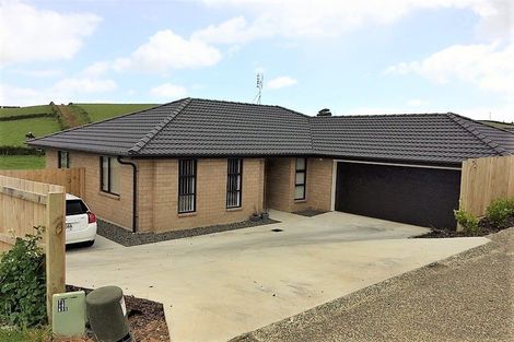 Photo of property in 72 Isabella Drive, Pukekohe, 2120