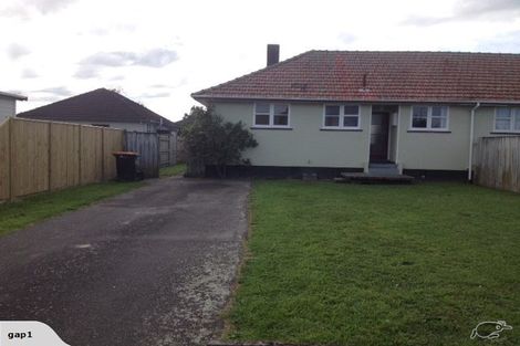 Photo of property in 5-7 Esk Street, Roslyn, Palmerston North, 4414