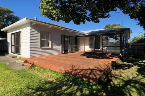 Photo of property in 36 Larnoch Road, Henderson, Auckland, 0610