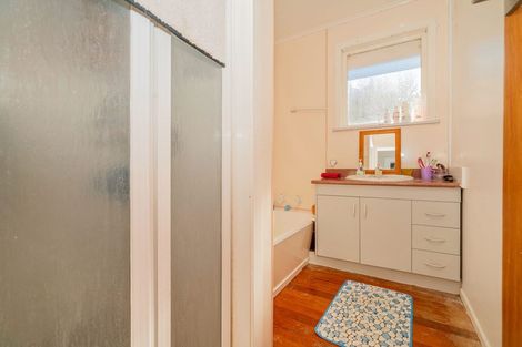 Photo of property in 12 Claremont Avenue, Paeroa, 3600