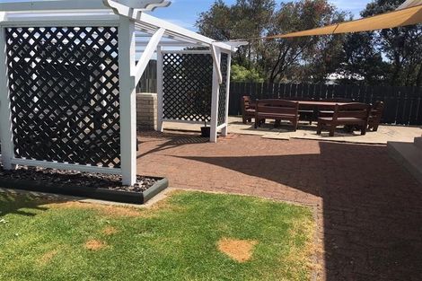 Photo of property in 17 Antonia Place, Bell Block, New Plymouth, 4312