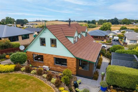 Photo of property in 15 Leven Street, South Hill, Oamaru, 9400